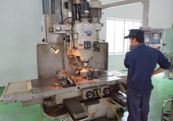 CNC Machining Center